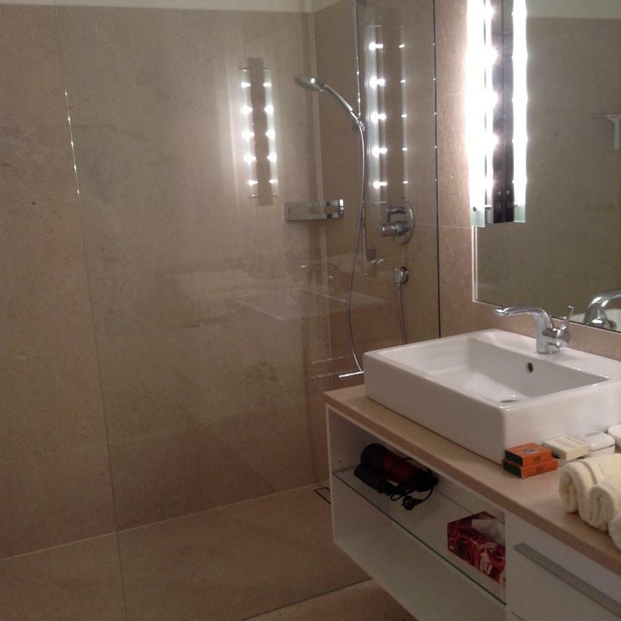 4* + 5* Luxury Apartments Санкт Гилген Екстериор снимка